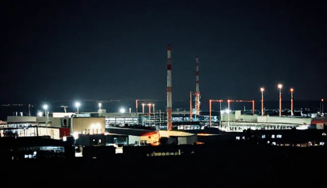 SEO优化在网站建设中，自建与外包的取舍